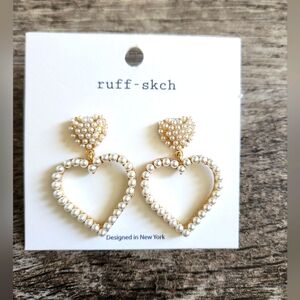 NWT Ruff-skch Faux Pearl Heart Earrings